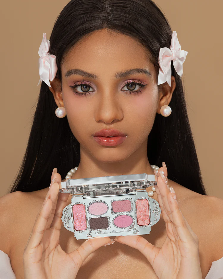 Flower Knows Swan Ballet Six-Color Makeup Palette